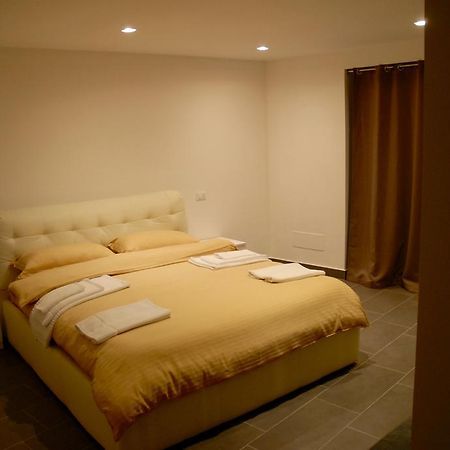 Yuba - Aragon Home Holiday 몬탈바노 엘리코나 외부 사진
